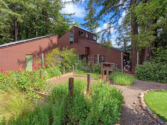 5th image of 24128 Summit Woods Dr