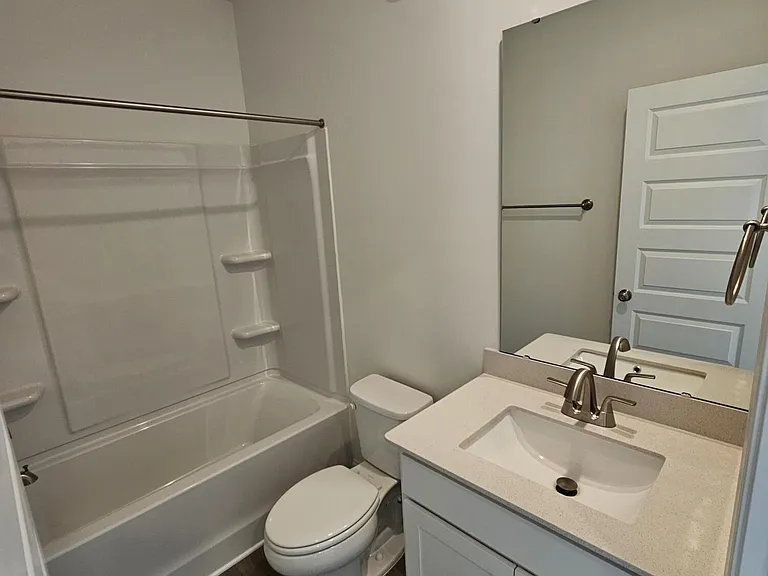 1236 S Person St #101 — Photo 16