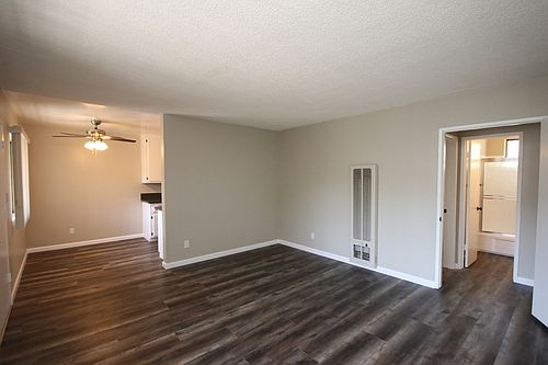 3rd image of 695 E Villa St #6