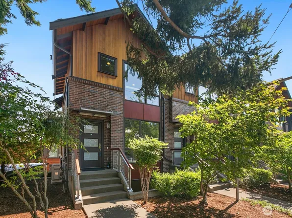 6542 32nd Avenue NE #A, Seattle, WA 98115