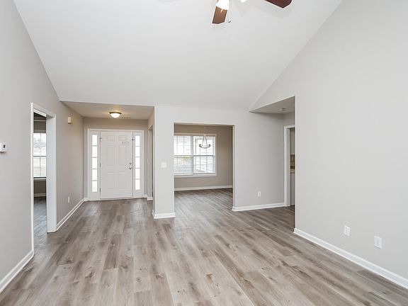 4th image of 235 Acorn Hill Ct