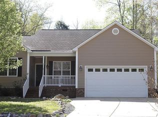 223 Buckingham Ct, Smithfield, NC 27577