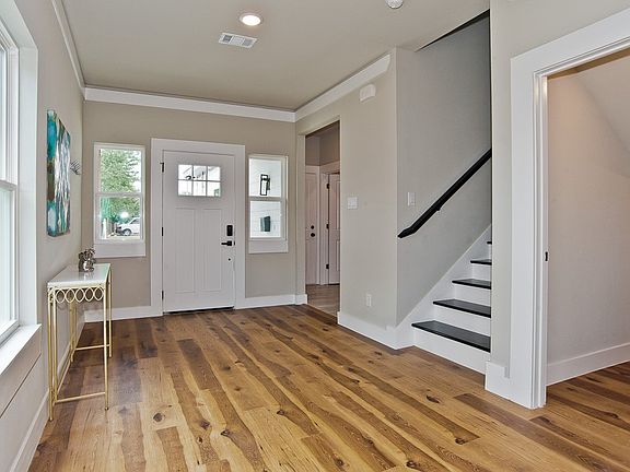 717 719 Sunset Ave Dallas TX 75208 MLS 20416208 Zillow 315-325-sunset-ave-dallas-tx-75208-loopnet
