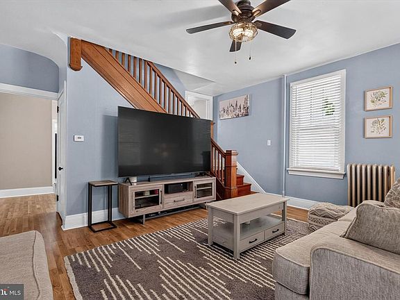 5th image of 336 10th St