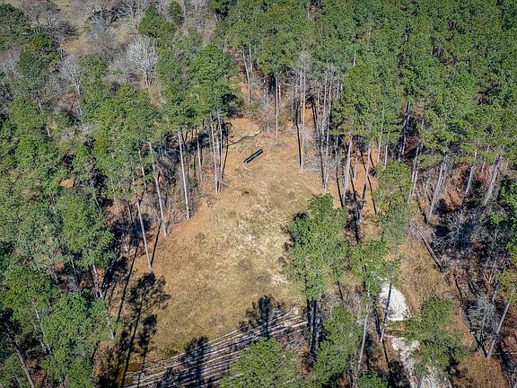 2nd image of 1028 Red Wings Rd