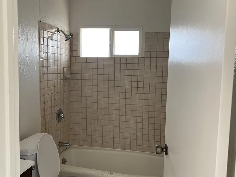 731 Makiki St #2 — Photo 5