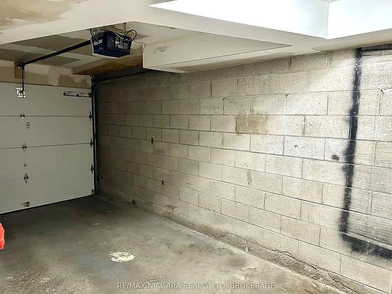 7 Riverview Blvd #105 — Photo 11