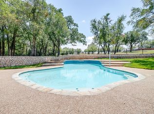 609 Summerlin Dr, Granbury, TX 76048