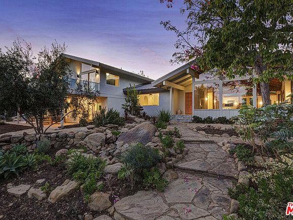 5th image of 545 Del Oro Dr