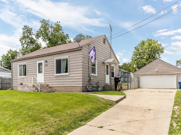 232 Valley Ave, Aurora, IL 60505