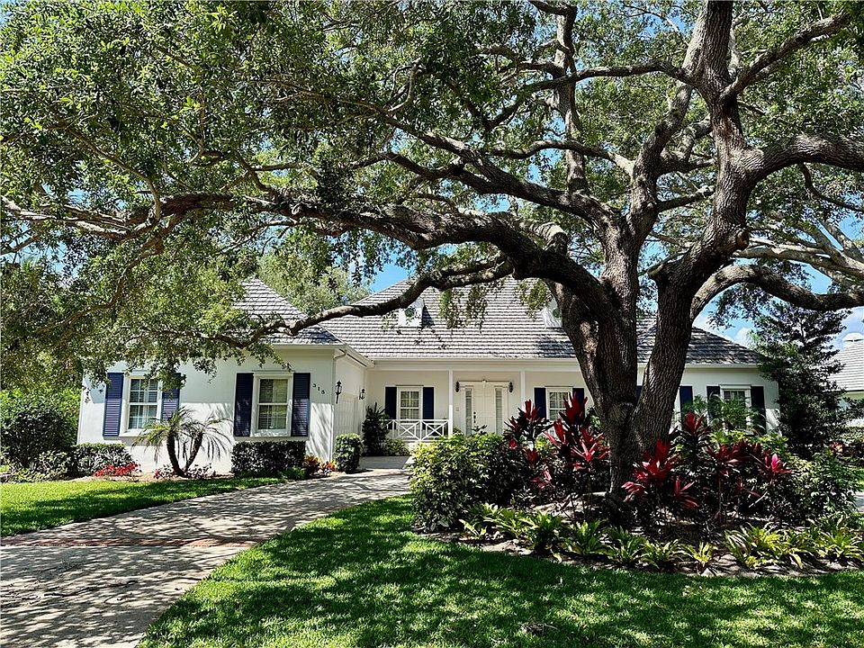 1st image of 315 Riverway Dr