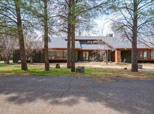 8300 Koch Field Rd, Flagstaff, AZ 86004