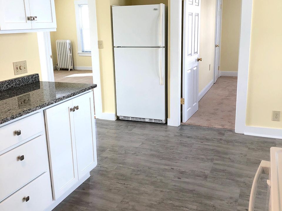 75 Green St Biddeford ME Zillow