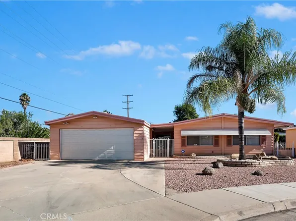 1104 Carrotwood Ct, Hemet, CA 92545