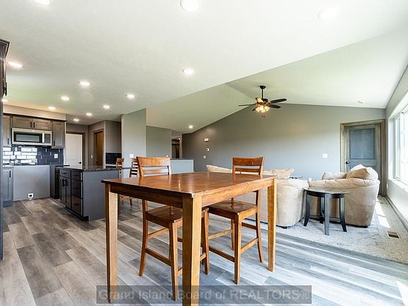 4th image of 1419 Sagewood Ave