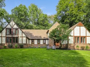 13 Deer Run, Sparta, NJ 07871