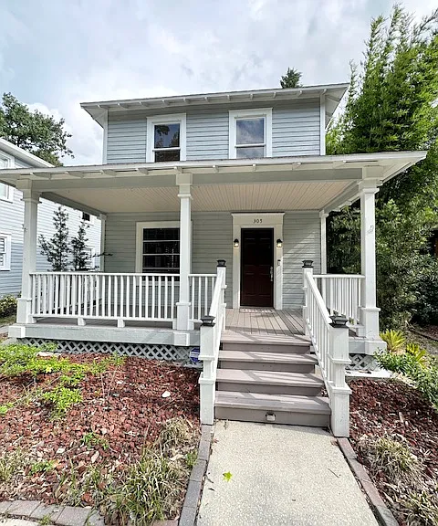 305 W 9th St — Photo 2