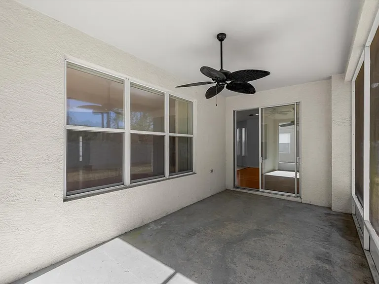 5073 SW 40th Pl — Photo 14