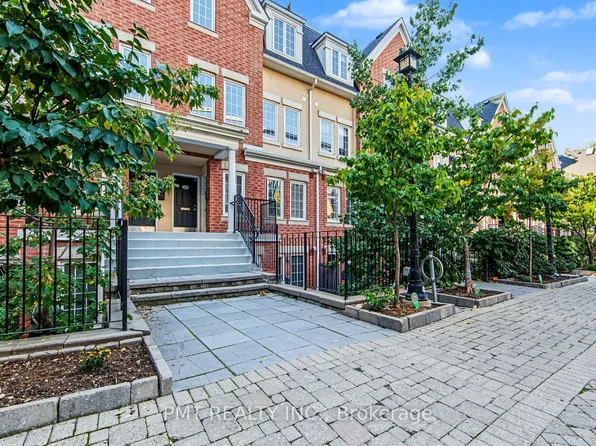 11 Niagara St Unit 23, Toronto, ON M5V 3N9