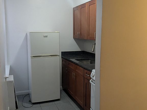 4th image of 41-25 50th St #3F