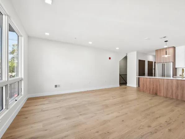 99 Thorne Street image 6 of 27