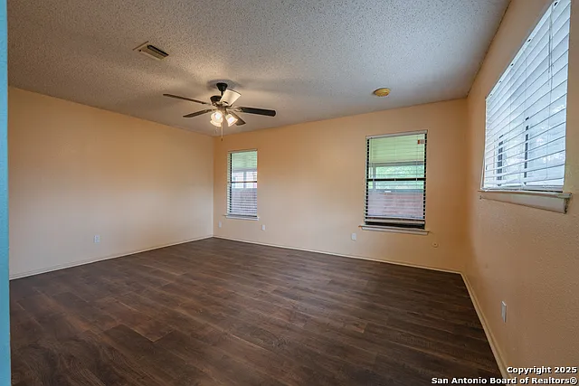 1002 River Oak Main House Seguin Ter #MAIN HOUSE — Photo 20