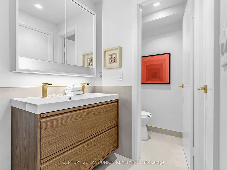 193 McNicoll Ave — Photo 32