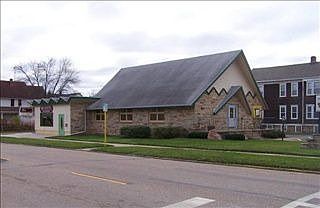 2nd image of 201 S Maple Ave