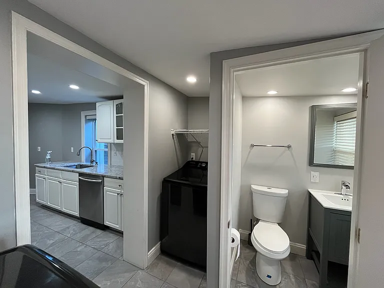 820 E Fort Ave — Photo 8