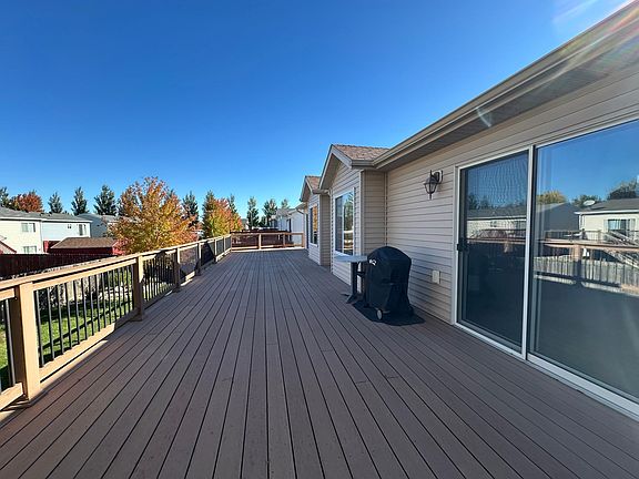 4th image of 1316 37th Ave S