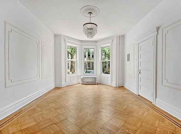 2nd image of 330 Cornelia St #2A