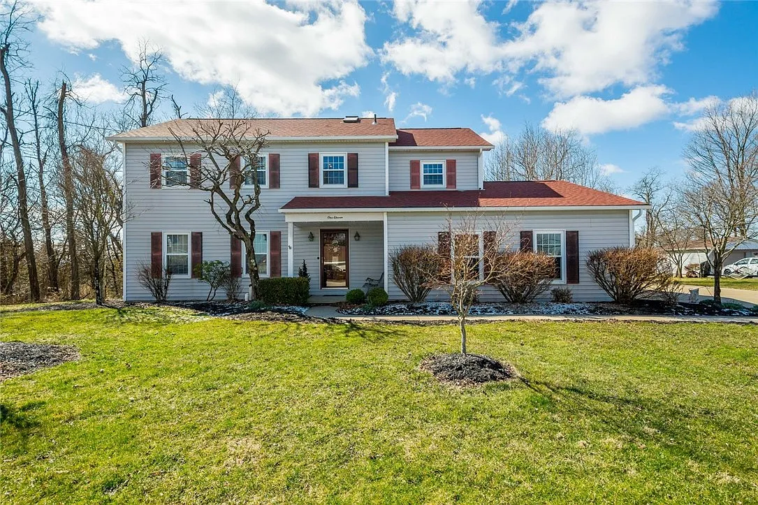111 Watson Dr photo 1