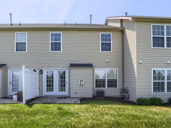226 Sparrow Rd, Hummelstown, PA 17036