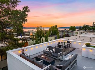 10123 NE 63rd St #B, Kirkland, WA 98033