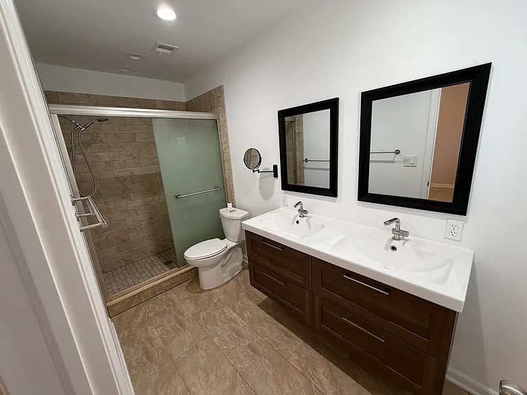 499 W Conference Dr — Photo 5
