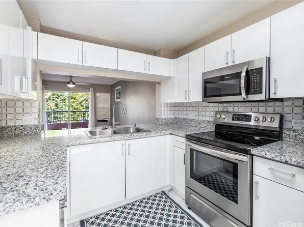 1070 Ala Napunani St APT 202, Honolulu, HI 96818