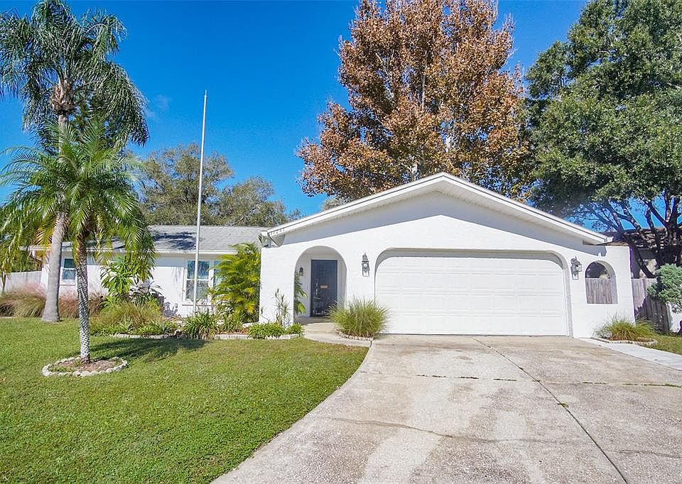 1st image of 11247 Village Green Ct