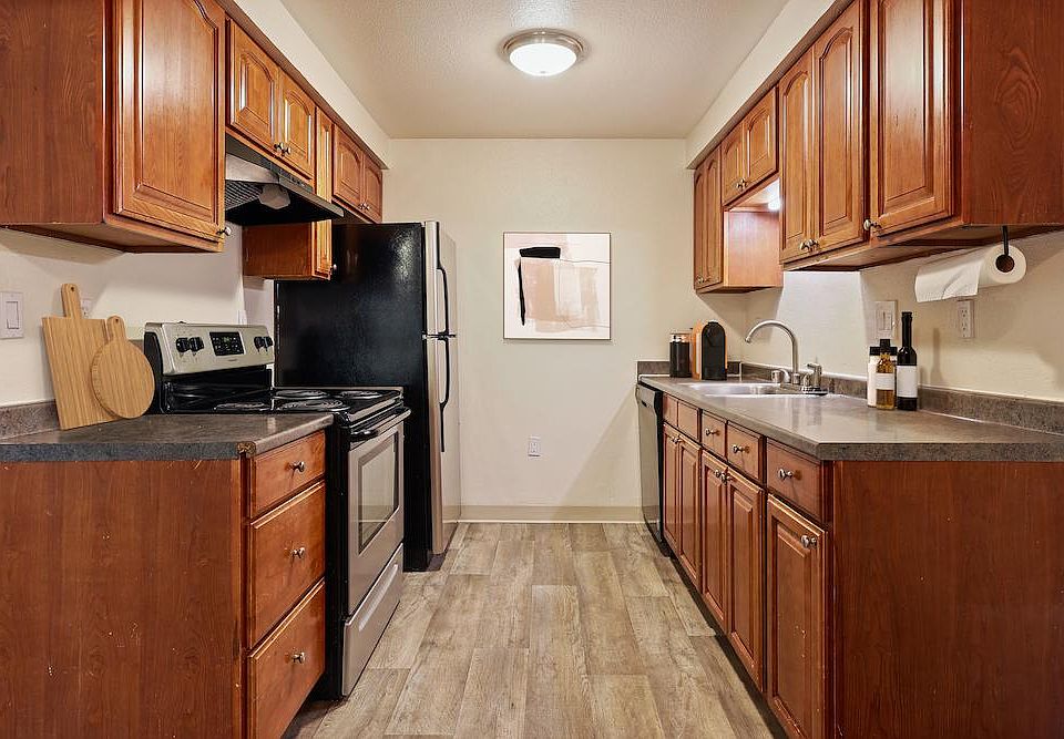 1st image of 7301 NE 13th Ave #2