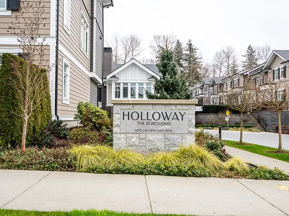 2070 Oak Meadows Dr #24, Surrey, BC V3Z 0W6
