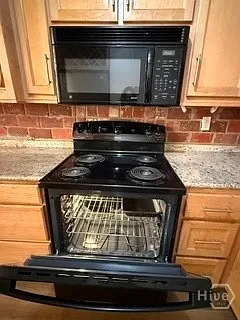 655 E Campus Rd #26 — Photo 5