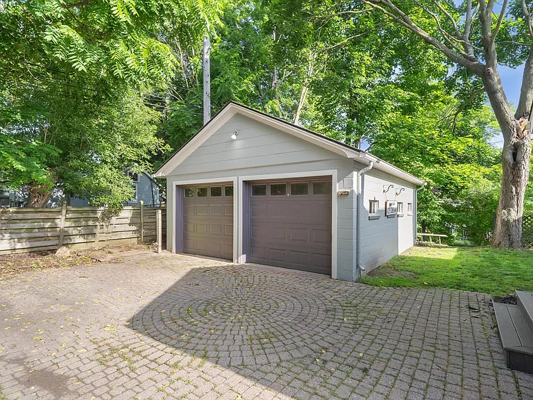 227 West St — Photo 47