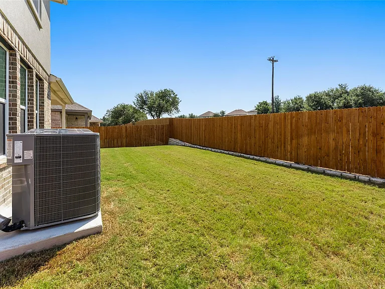 1828 Walnut Grove Bnd — Photo 39