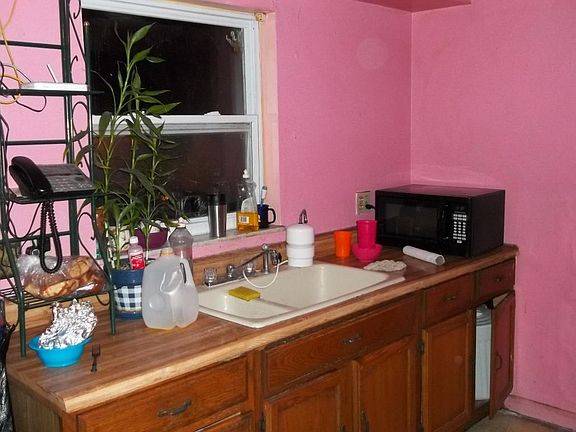 4th image of 14921 SW Shawnee Ave