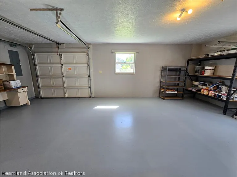 2922 Wynstone Dr — Photo 24