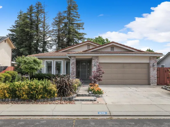 678 Emerald Pl, Manteca, CA 95336