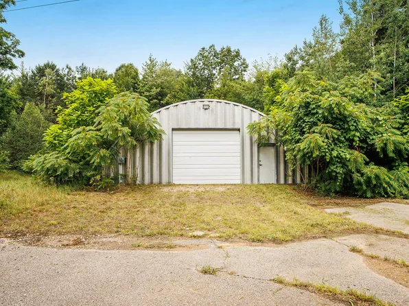 32350 76th St, Covert, MI 49043