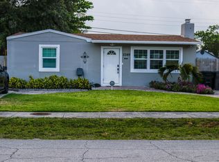 2349 Fairway Dr, West Palm Beach, FL 33409