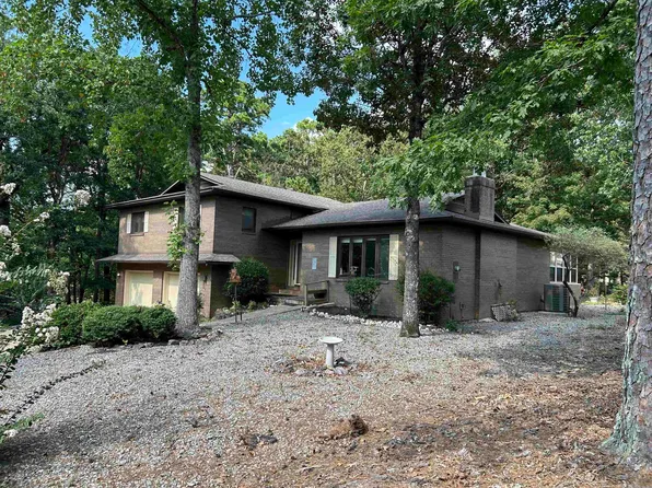 3 Las Navas Ln, Hot Springs, AR 71909