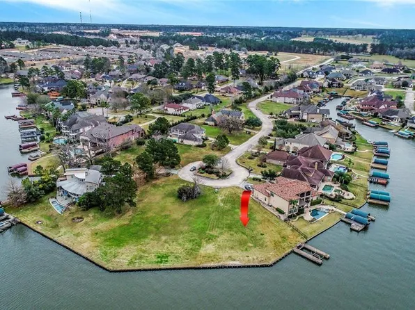 12361 Oak Cove Pt, Conroe, TX 77304