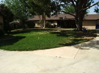 8696 Kim Ln, Riverside, CA 92509